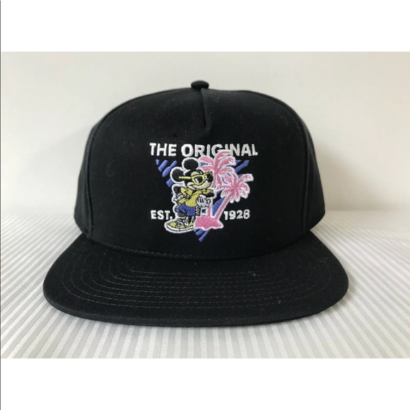 Van Heusen Other - Vans x Disney Mickey Mouse 80’s SnapBack Hat